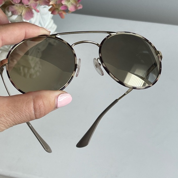 Authentic PRADA Round Gradient sunglasses - Picture 4 of 16